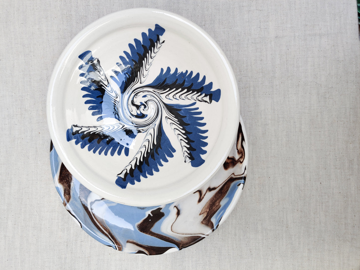 Huelva marbled blue dinner plate