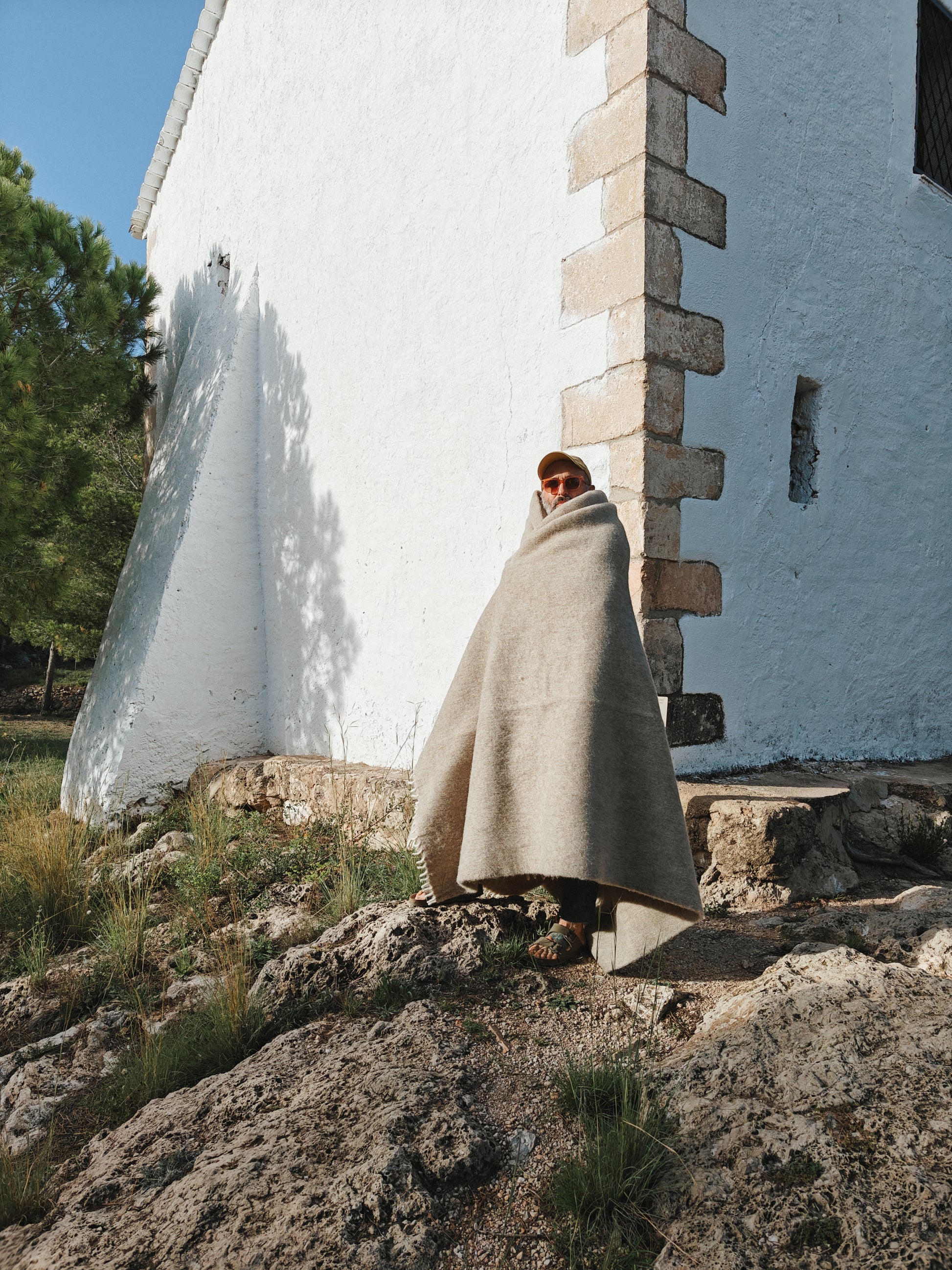 Manta de lana merina gris hecha en España