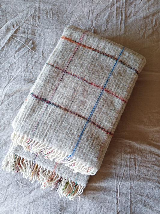 Merino wool throw woven in Spain