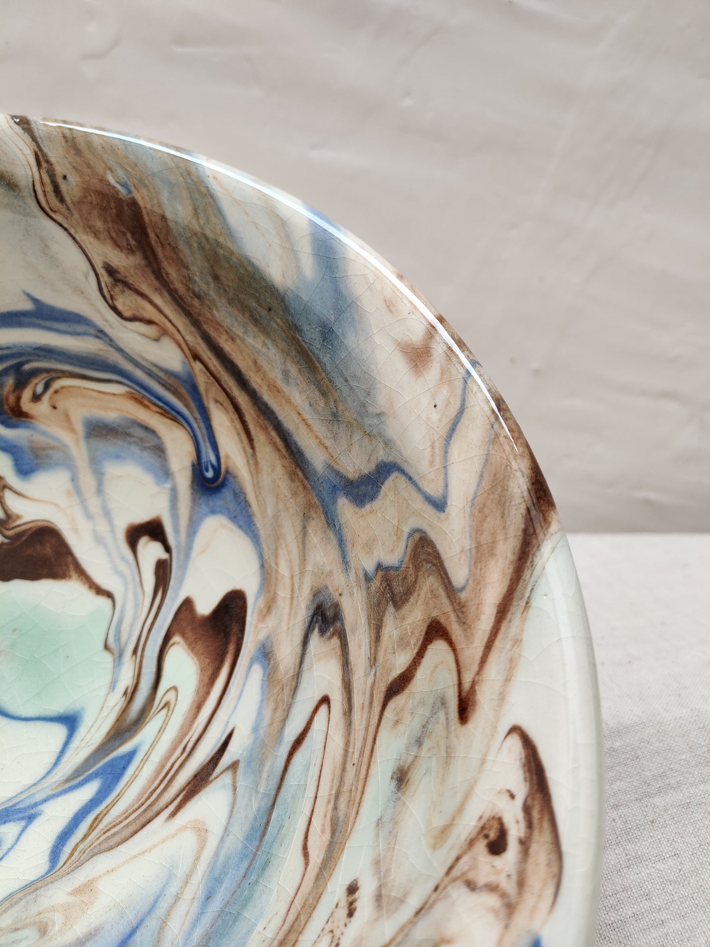 Huelva ceramic marbled serving bowl