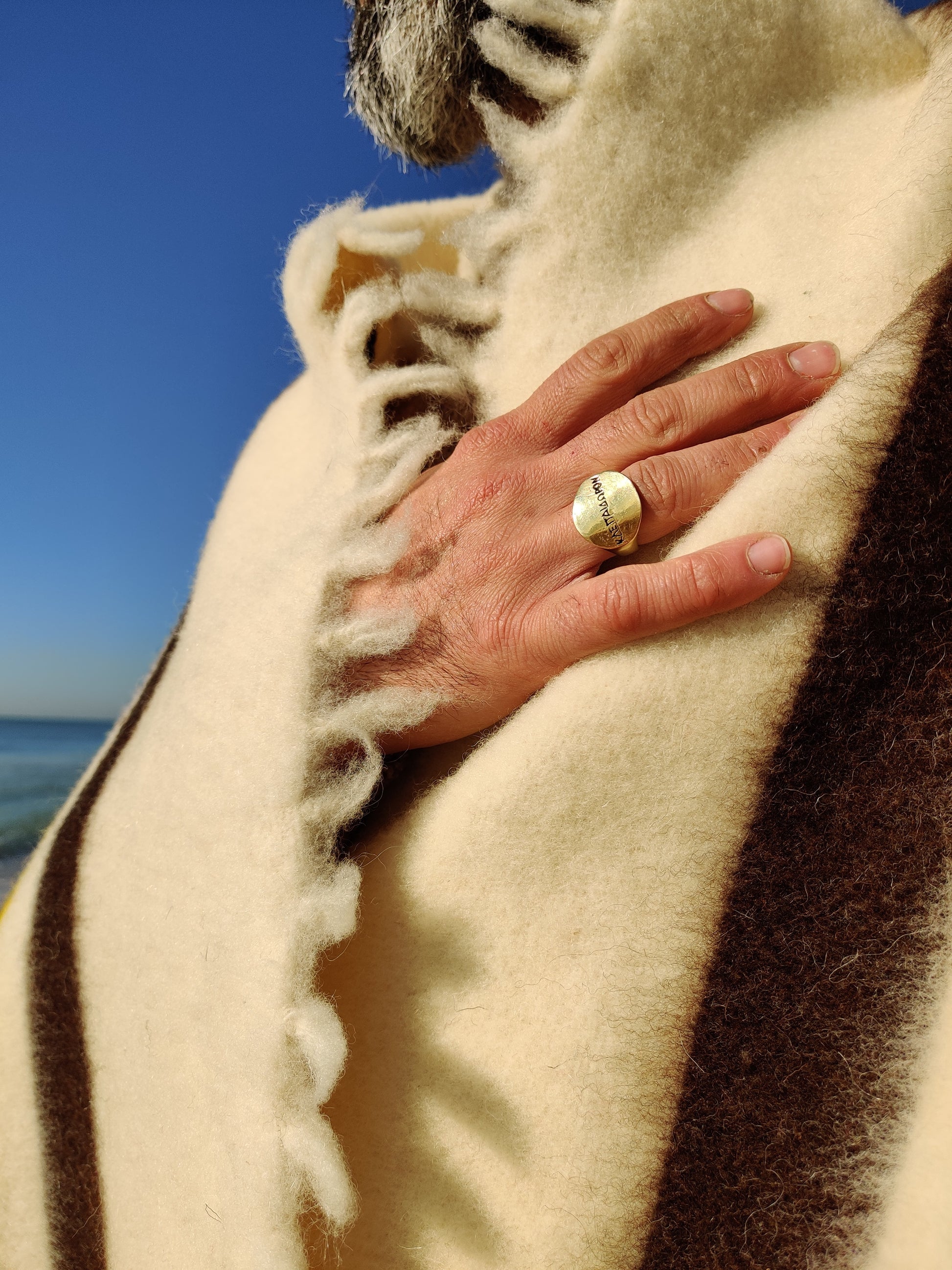 Spanish merino blanket with fringe