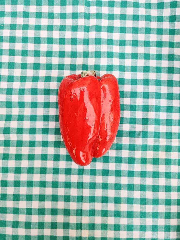 Ceramic pepper