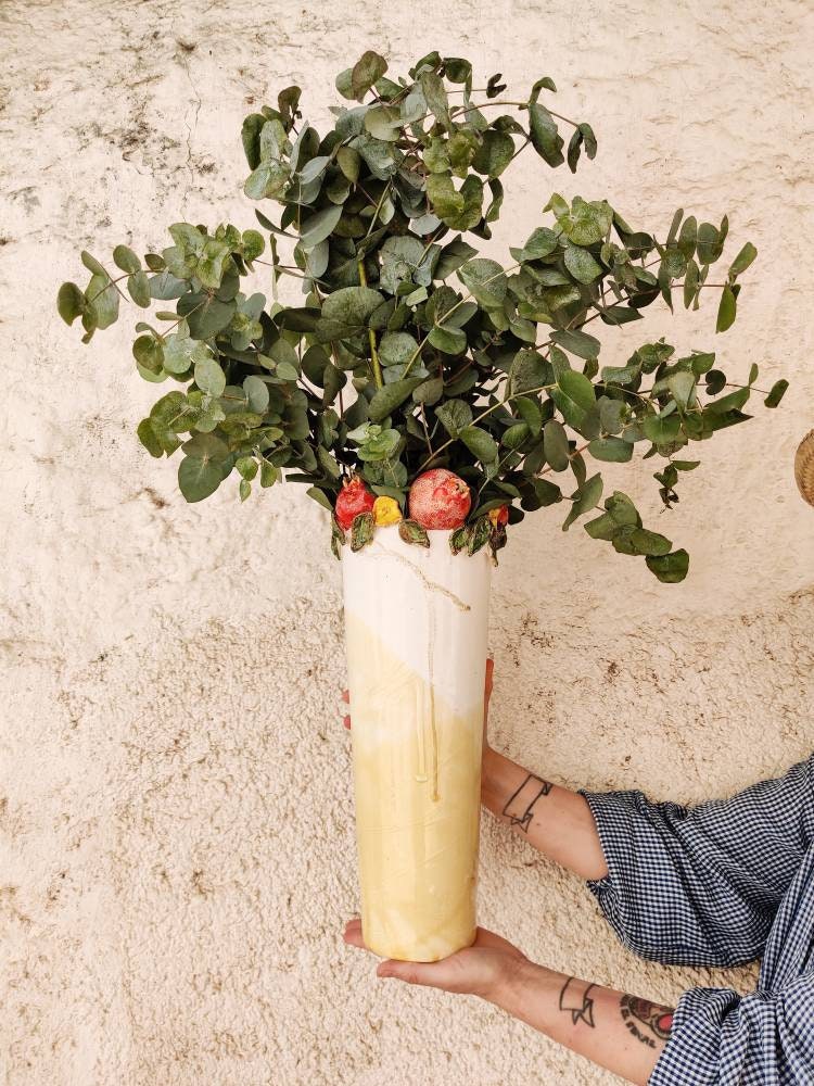 Hand made ceramic vase with ceramic pomegranates - made in Spain